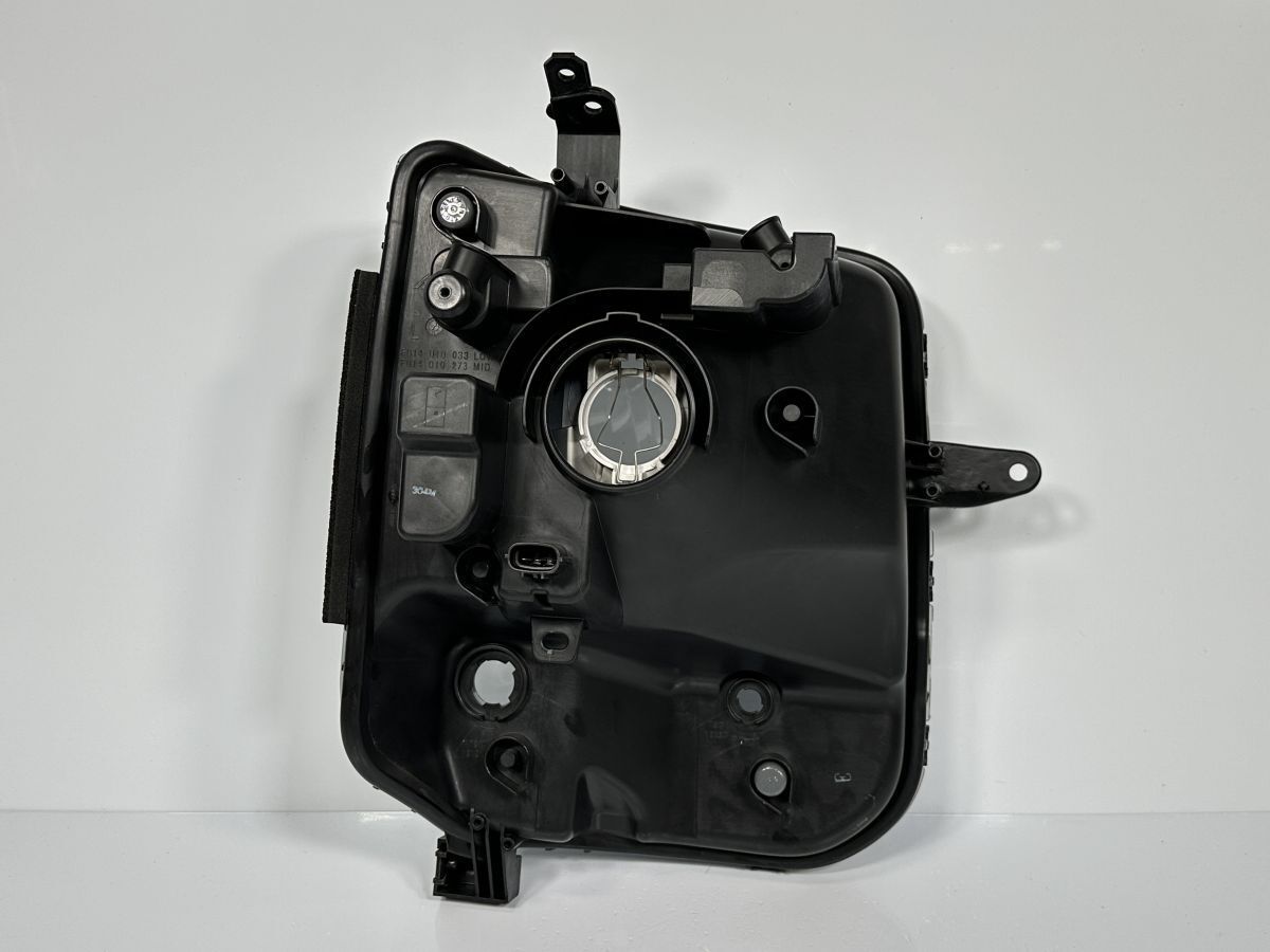 エブリィ DA17V スクラム DG17V DR17V 純正 左ヘッドライト 35320
