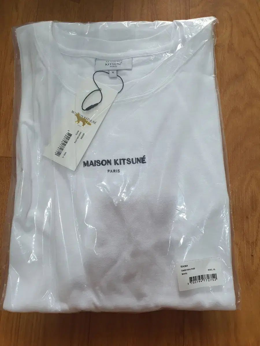 メゾンキツネ 白 Tシャツ XL 新品