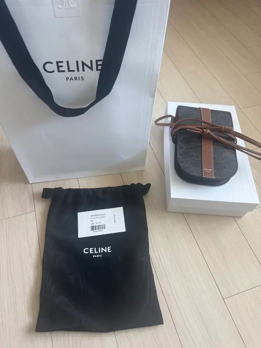 Celine セリーヌ 携帯 ポーチ バッグ