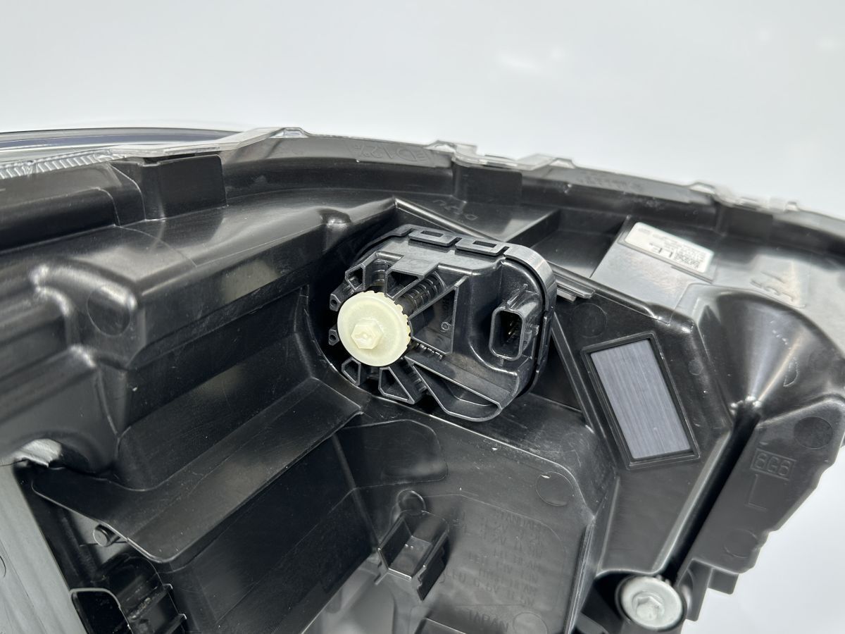 ライズ A200A A210A 純正 左ヘッドライト ヘッドランプ 左ライト Assy