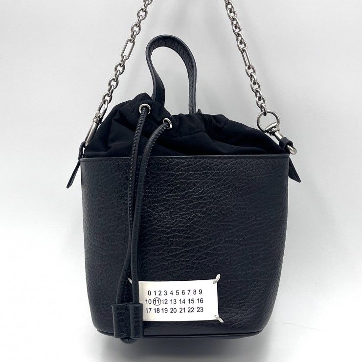 Maison Margiela（メゾンマルジェラ）5AC バケットバッグ ショルダー