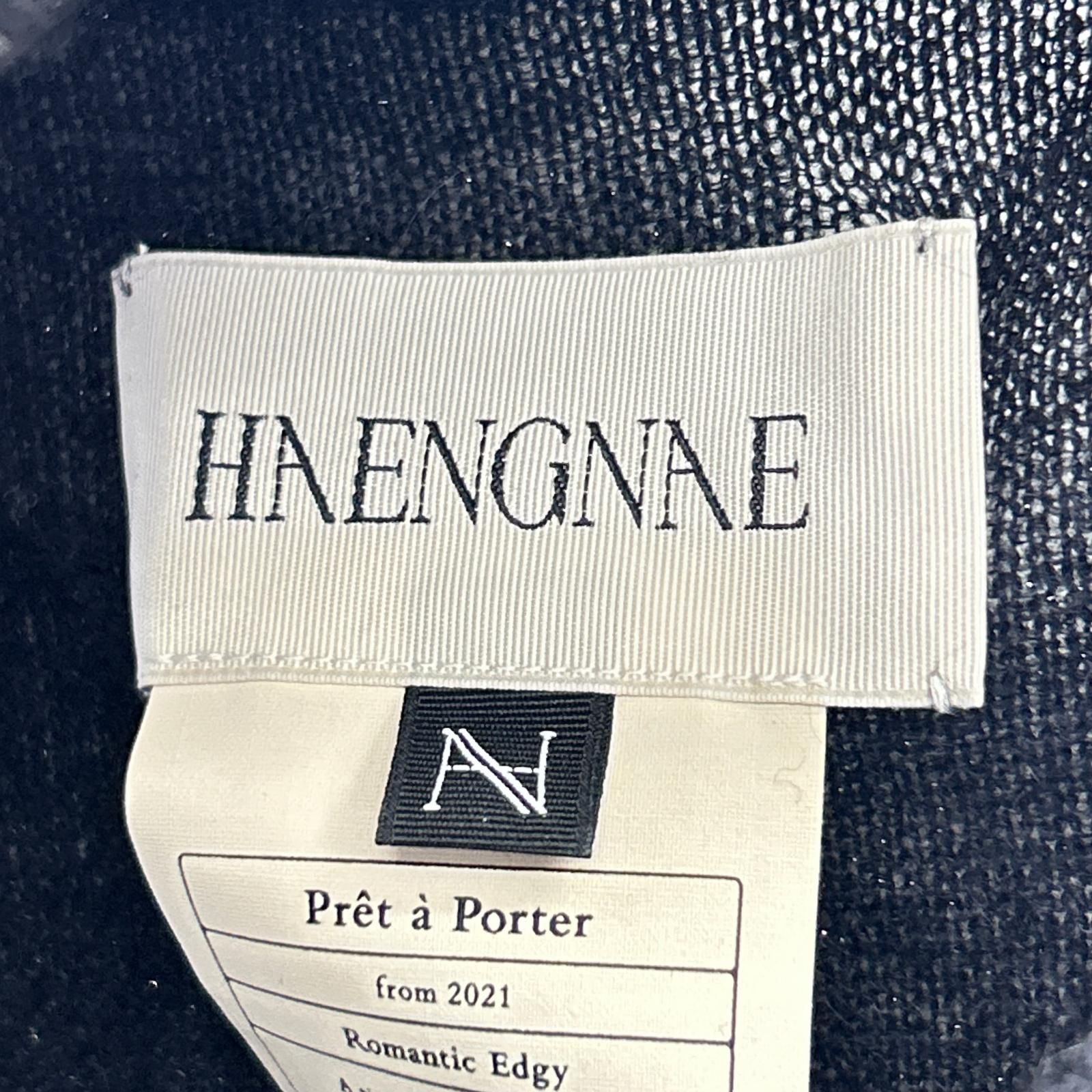 HAENGNAE ヘンネ  1224010502 ｱｲﾎﾞﾘｰ ﾗﾒ ﾓﾍｱ混 ﾉｰｽﾘｰﾌﾞ ﾀｰﾄﾙﾈｯｸﾆｯﾄ F HAENGNAE ヘンネ 1224010502 ブラック ラメ モヘア混 ノースリーブ