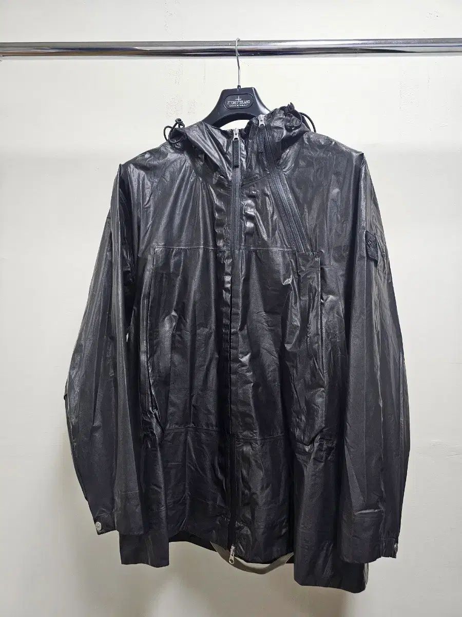 ストーンアイランド シャドウプロジェクト GORE-TEX SHAKDRY ジャケット