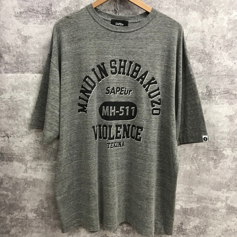 SAPEur × MASATOSHI HAMADA MIS-college サプール 浜田雅功 Tシャツ