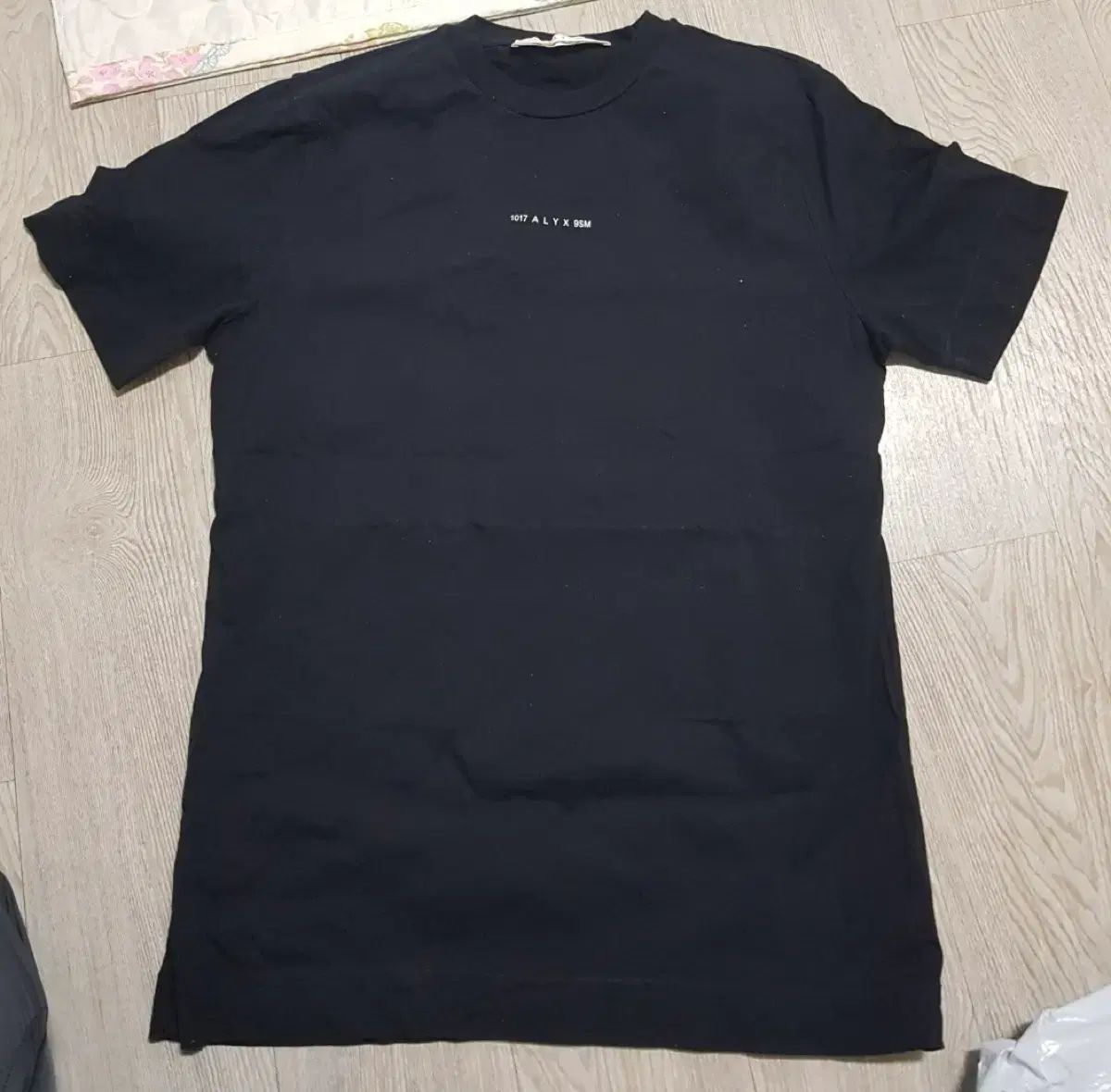 M 1017 ALYX 9SM アリクス ブラック グラフィック 半袖Tシャツ