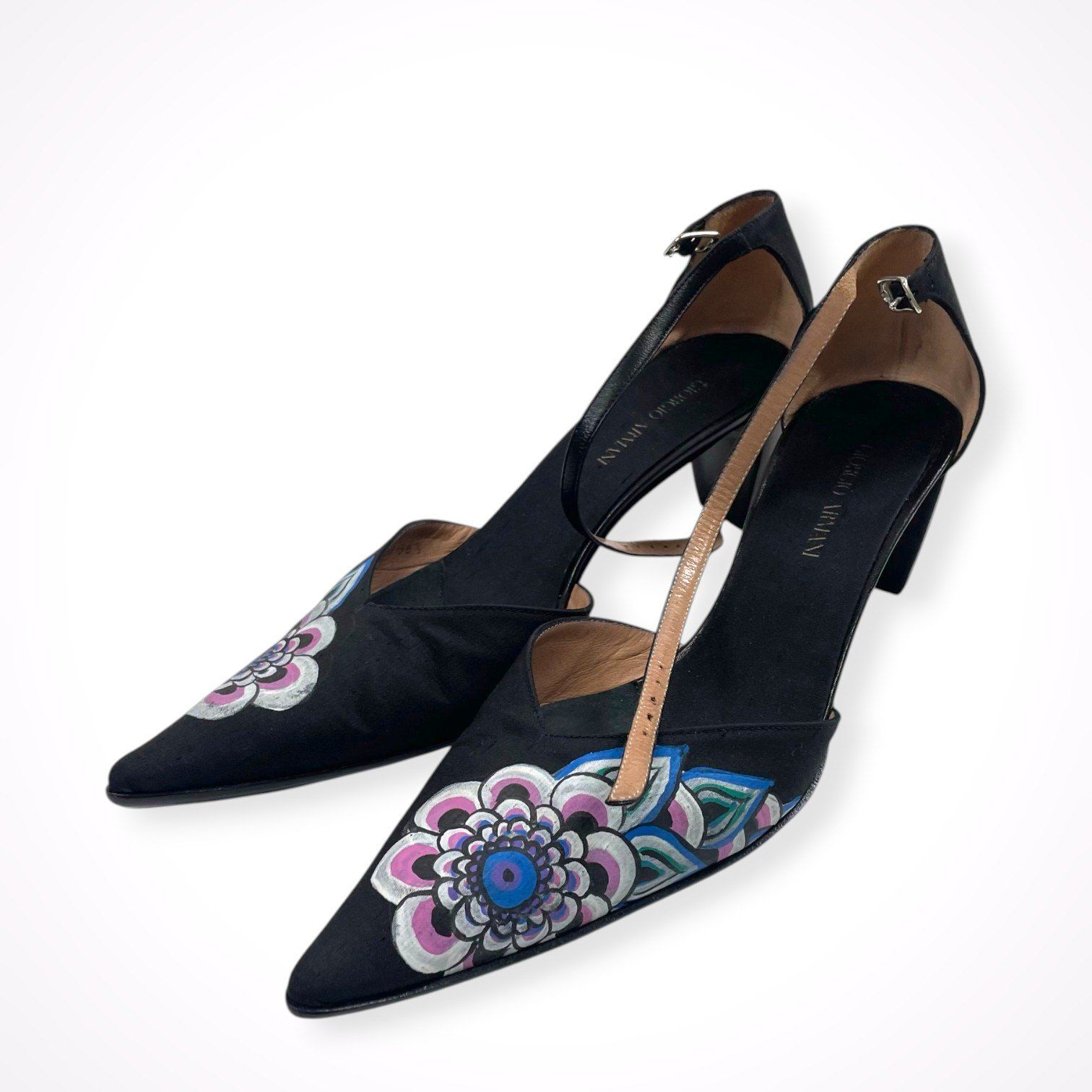 GIORGIO ARMANI / ペイントフラワーパンプス 参考定価：220,000程度 SIZE:36 1/2