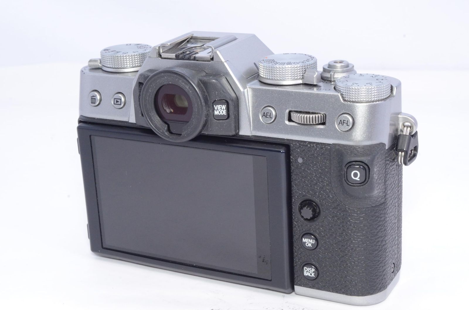 富士フイルム(FUJIFILM) ミラーレス一眼 X-T30IIボディ シルバー F X