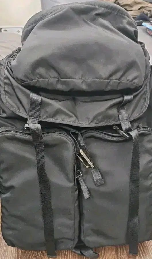 正規品 > PRADA V136 バックパック