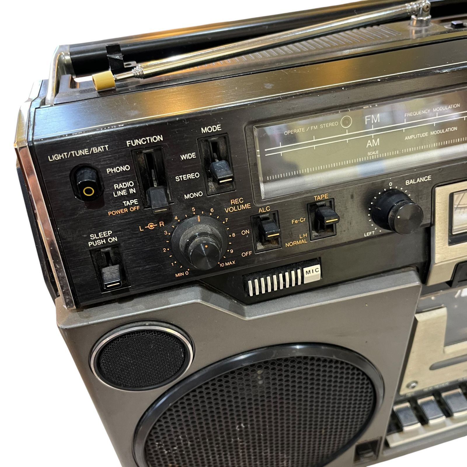 AIWA アイワ TPR-820 ラジオカセットプレイヤー オーディオ　ジャンク ジャンク○AIWA/アイワ○2BANDラジカセ TPR-820 ステレオ レコーダー