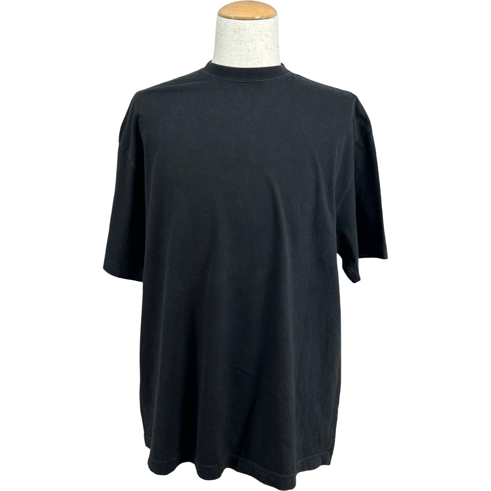 バレンシアガ BALENCIAGA バックロゴ刺繍Tシャツ 570805 ブラック コットン メンズ 半袖Ｔシャツ