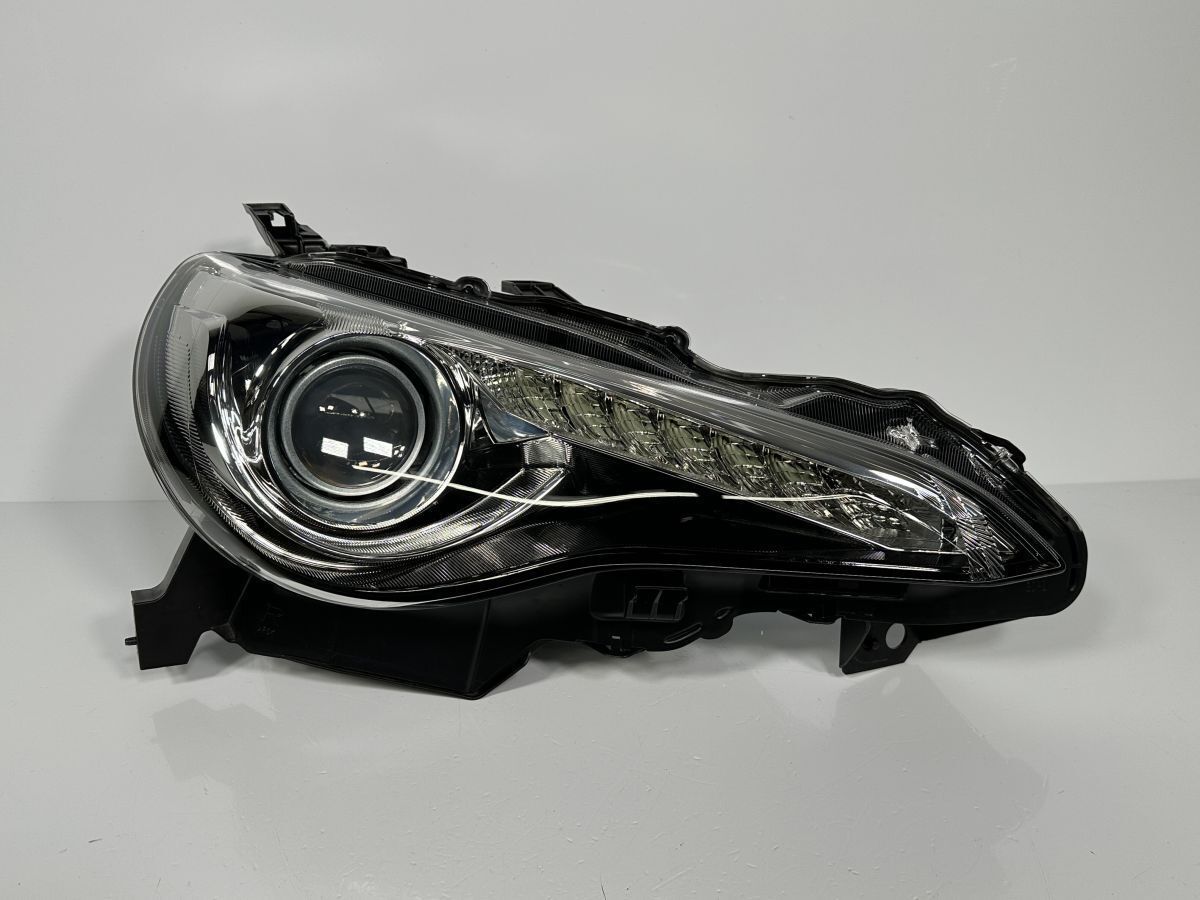 極美品/破損なし/低走行 86 ハチロク ZN6 前期 純正 右ヘッドライト 右ライト RH HID SU003-02505 SU003-05155 100-60082 打刻AD 管理34971 27,740円