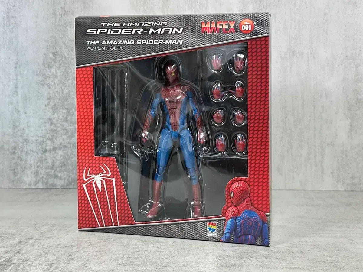 MAFEX スパイダーマン ホームカミング ver.1.5 中古美品 MAFEX スパイダーマン ホームカミング ver.1.5 中古美品