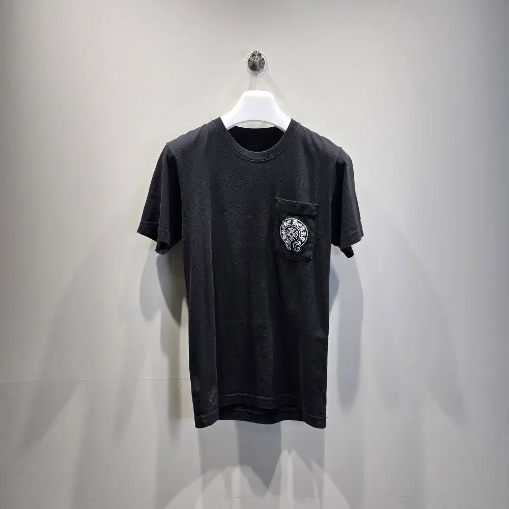 中古/正規品 CHROME HAEATS クロムハーツ ホースシュー ロゴ ポケット 半袖 Tシャツ ブラック S 75,708円