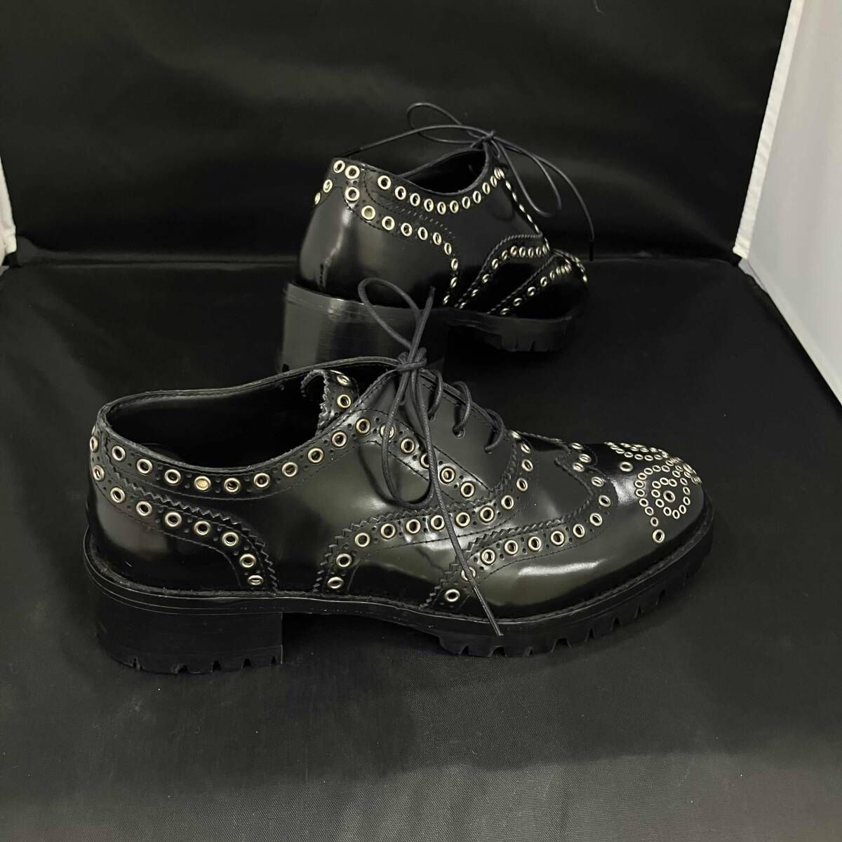 RED VALENTINO/レッド・ヴァレンティノ/パンプス/QQ0S0B44/スタッズ/ブラック/サイズ37