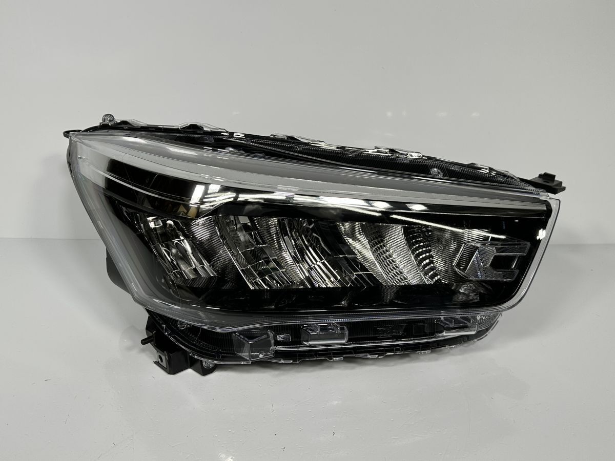 ☆新品/美品☆ ライズ A201A/A202A R0311～ 純正 右ヘッドライト ヘッドランプ 右ライトAssy RH LED 81110-B1700 1990 LE1 管理34980