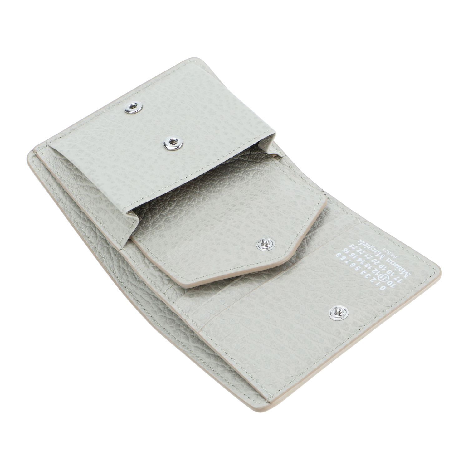 メゾンマルジェラ Maison Margiela 二つ折り財布 小銭入れ付き 4ステッチ バイフォールド スモール ウォレット レディース ミニ財布 ストーン グレー S56UI0140 メゾンマルジェラ Maison Margiela 二つ折り財布 小銭入れ付き 4ステッチ バイフォールド スモール ウォレット レディース ミニ財布 ストーン グレー S56UI0140