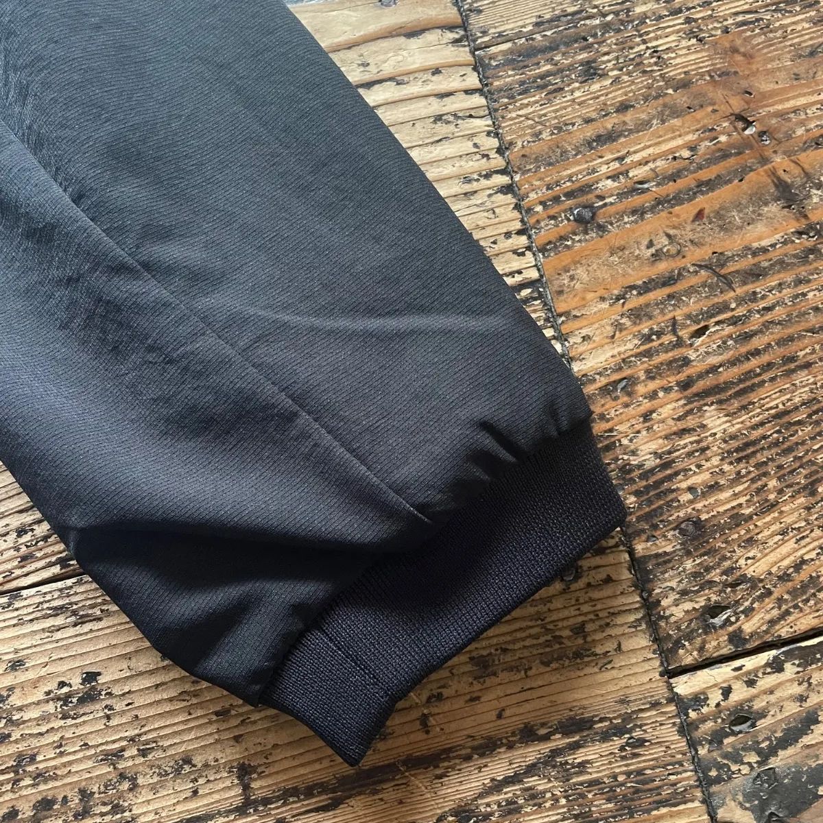新品　26年春夏 NANGA ナンガ　ドットエア® コンフィ カーディガン　黒　DotAir®　通気性　吸汗速乾　超軽量　ノーカラーカーディガン　ゴープコア　イケオジ