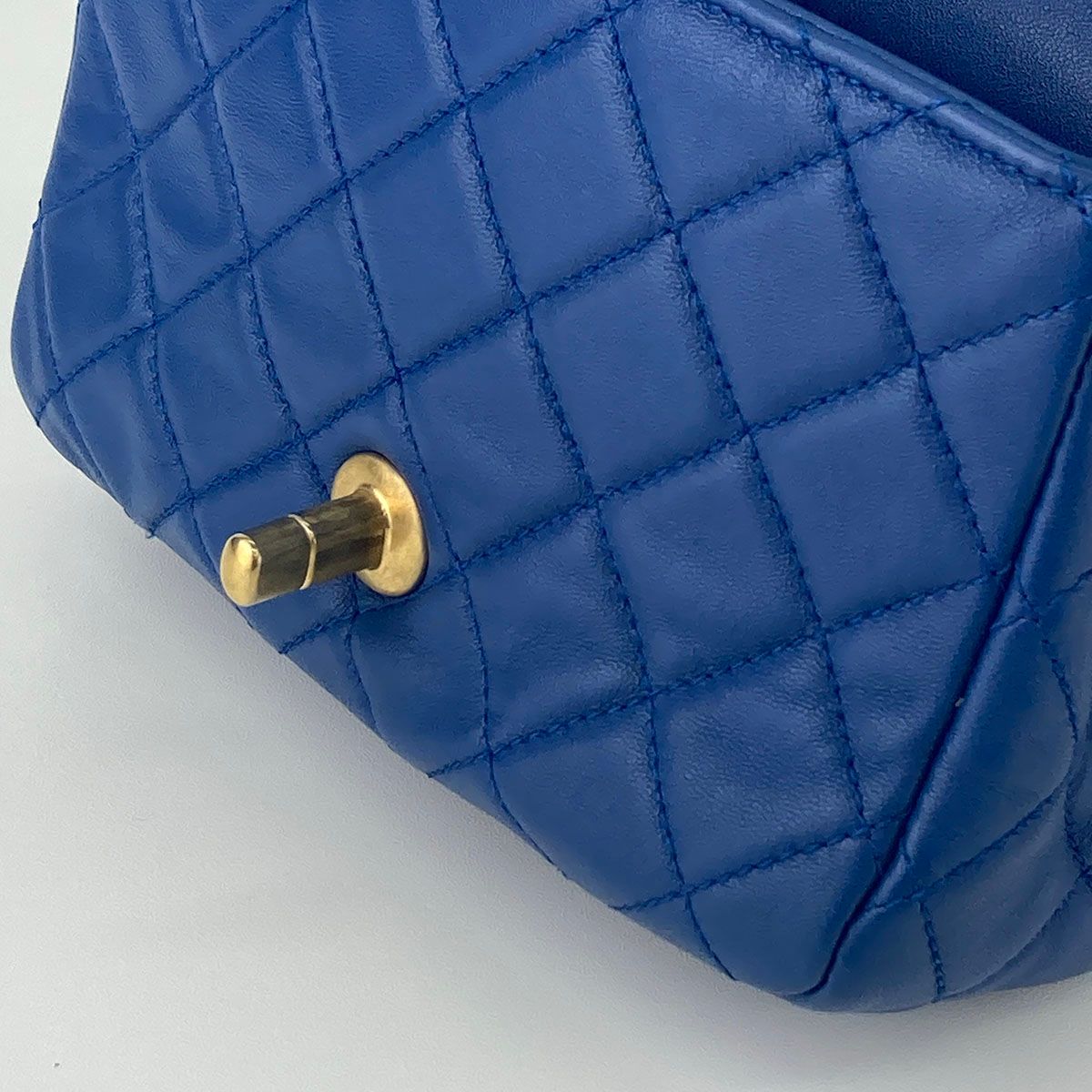 CHANEL シャネル ミニマトラッセ チェーンショルダーバッグ 17 