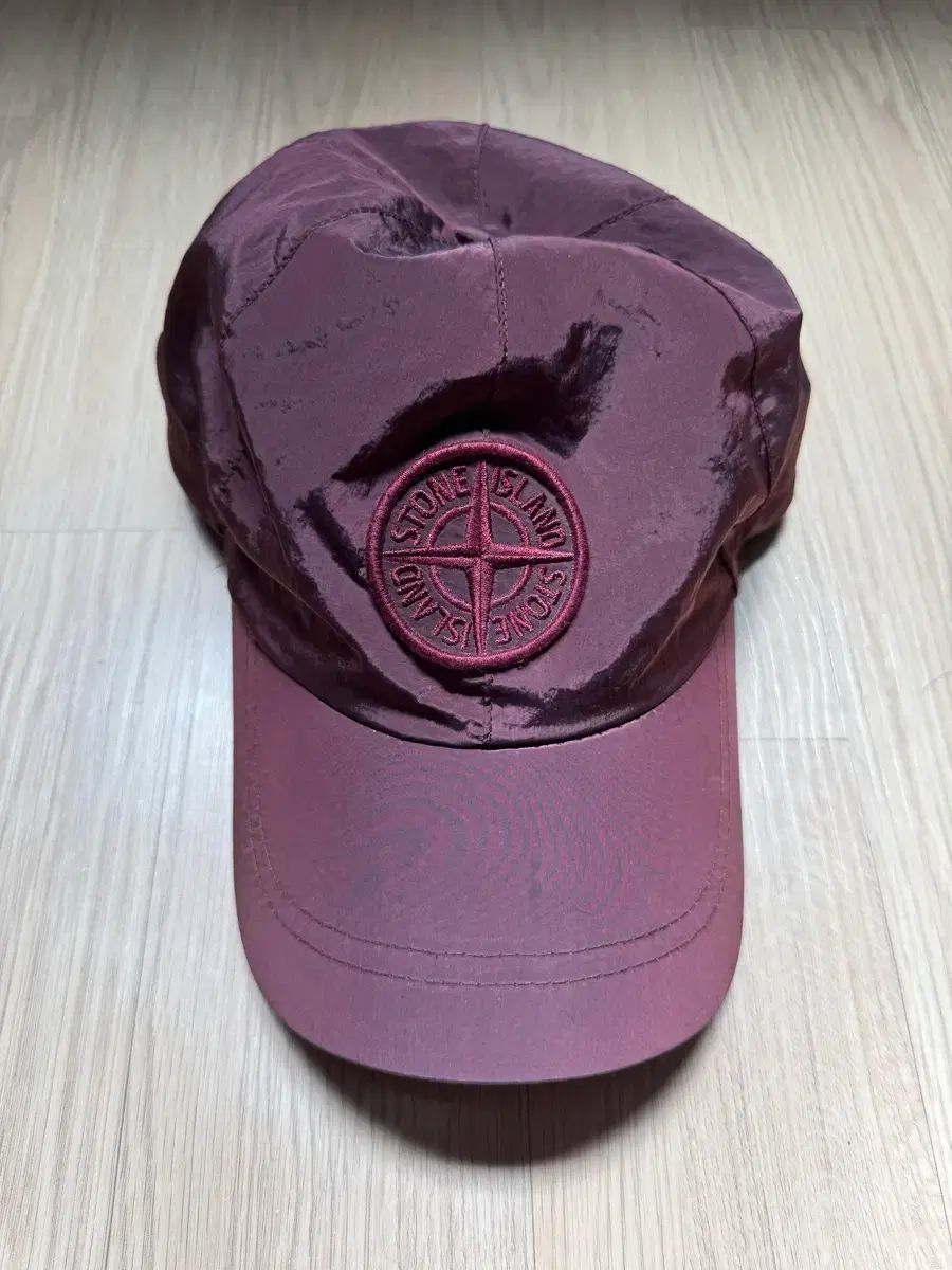STONE ISLAND ストーンアイランド バーガンディ ナイロン メタル 帽子 ベースボールキャップ
