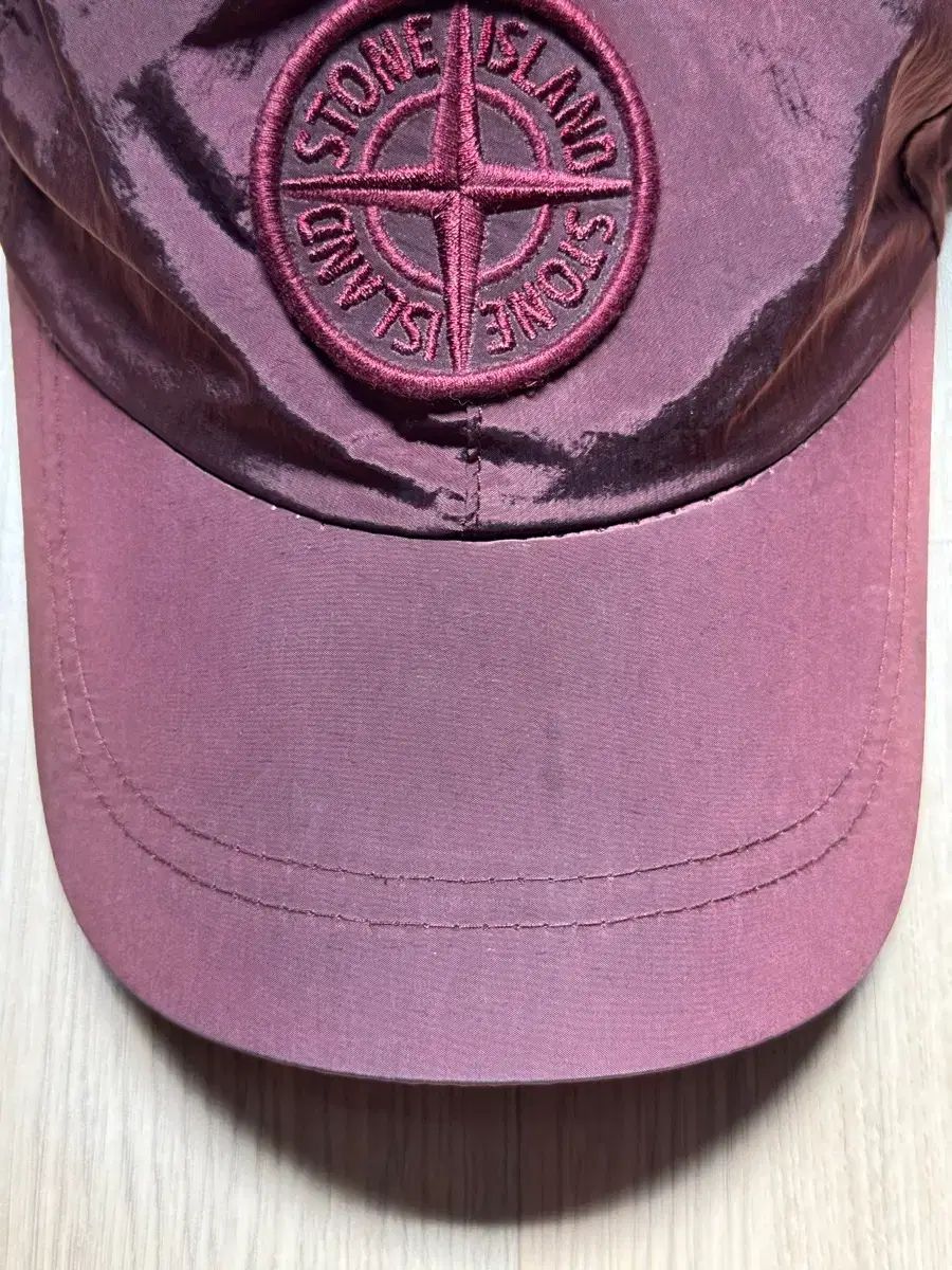 STONE ISLAND ストーンアイランド バーガンディ ナイロン メタル 帽子 ベースボールキャップ