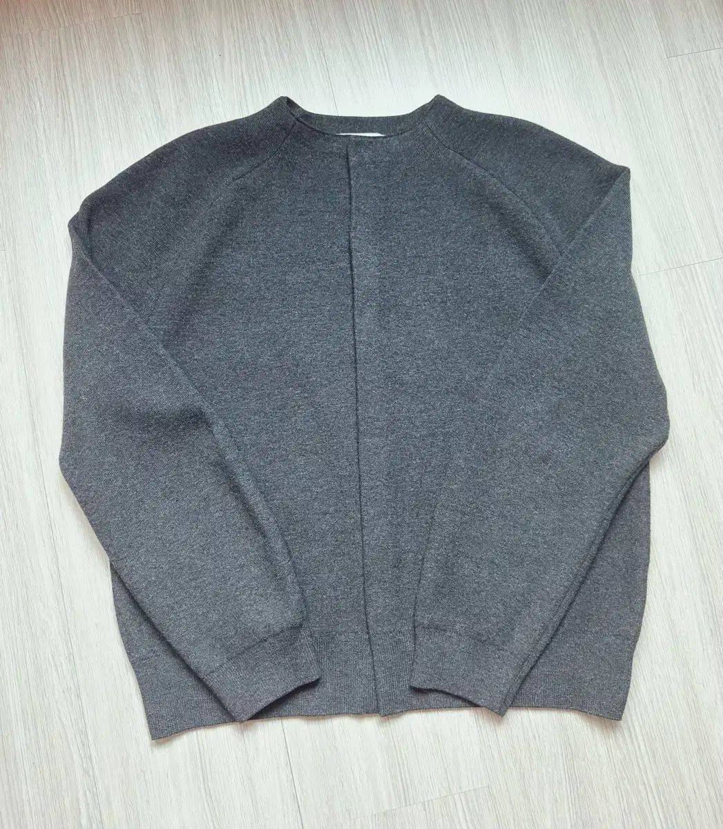 アモーメント 25FW ラウンド モー
