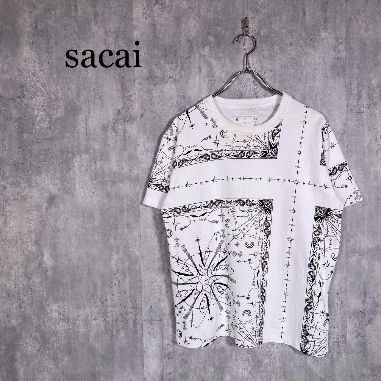 サカイ sacai バック バンダナ柄 Tシャツ カットソー 半袖 中古・古着通販】sacai (サカイ) Bandana Print T-Shirt バンダナ