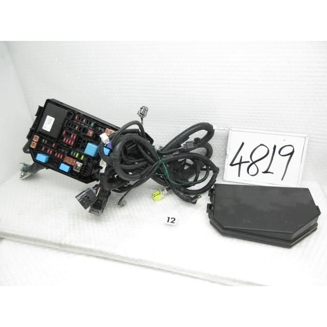 R3年 カローラクロス 3BA-ZSG10 (12) ヒューズボックス エンジンルーム左側 82662-16250 207994 4819