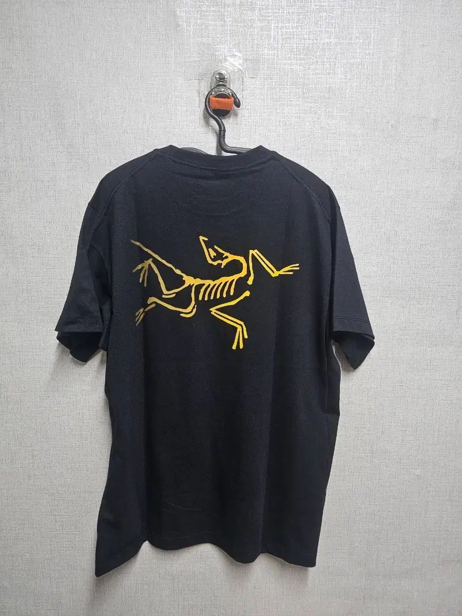 アークテリクス ブラック 半袖 Tシャツ ロゴ プリンティング L
