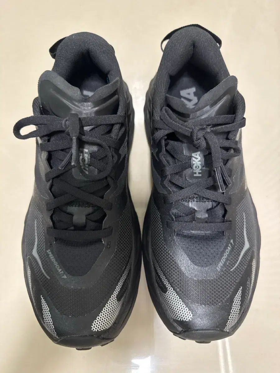 HOKA ONE ONE ホカオネオネ メンズ スピードゴー ト7 260 実際に着用1回