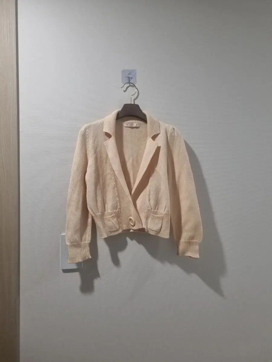 RENEEVON レニボン ベージュ クロップド カーディガン