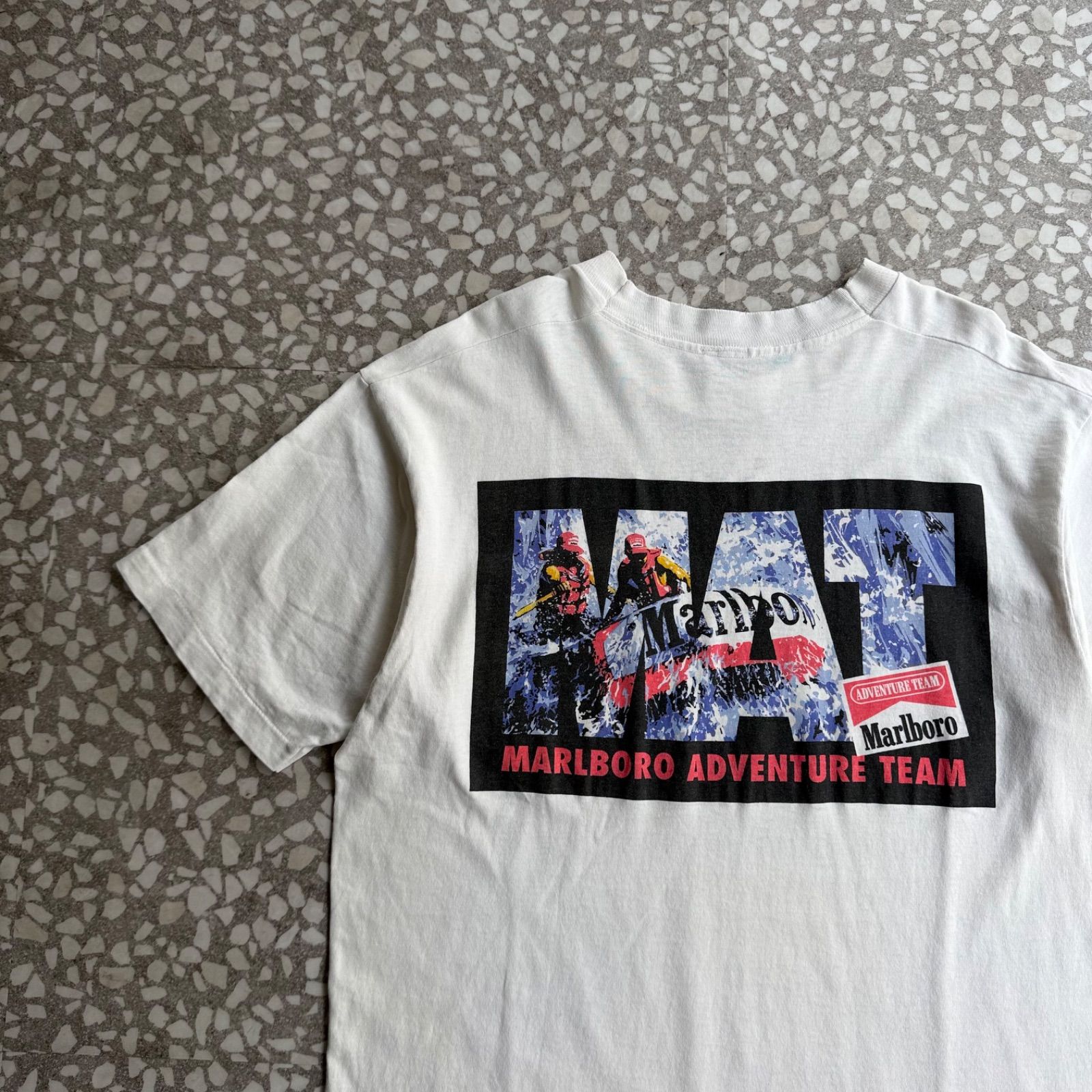Marlboro / 90’s ADVENTURE TEAM Tee マルボロ　バックプリントTシャツ　シングルステッチ　白　半袖　カヤック　スポーツ　アウトドア　夏　ストリート　vintage ビンテージ