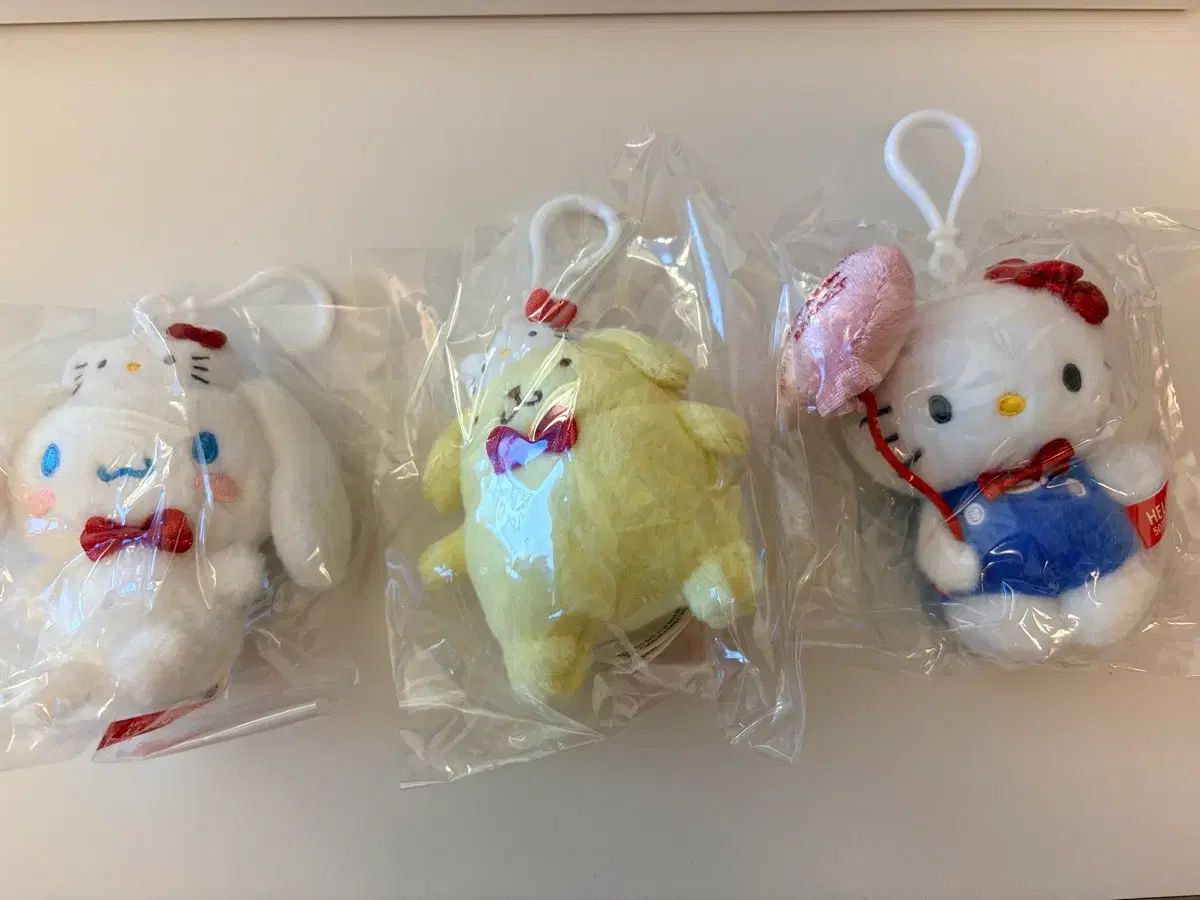 ハローキティ 50周年限定キーホルダー (ハローキティ シナモロール ポムポムプリン) まとめ