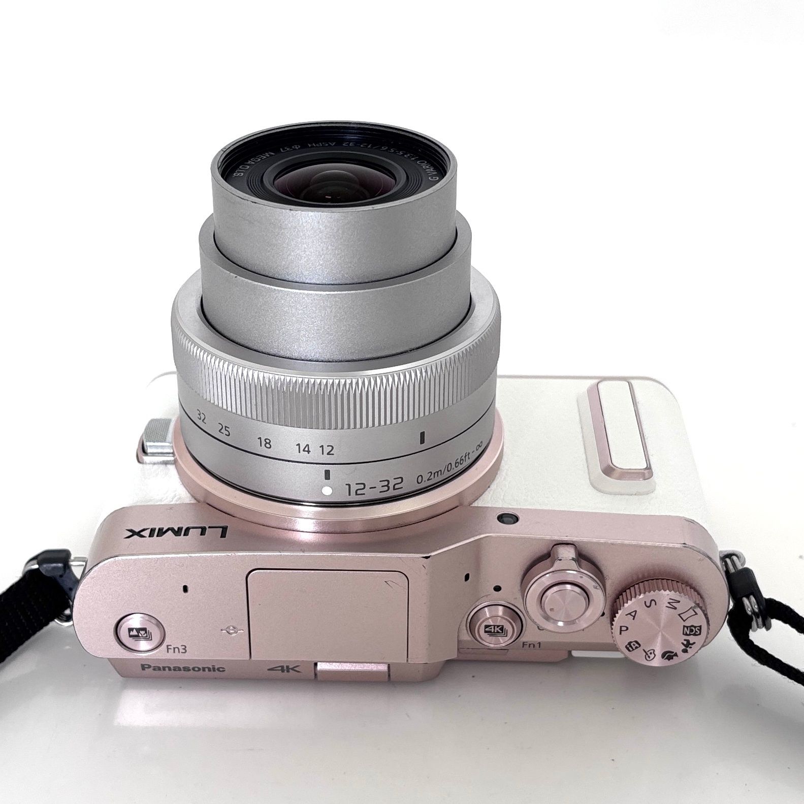 今週の目玉品！【パナソニック】Panasonic LUMIX DC-GF10 + レンズ バッテリー付 #T172