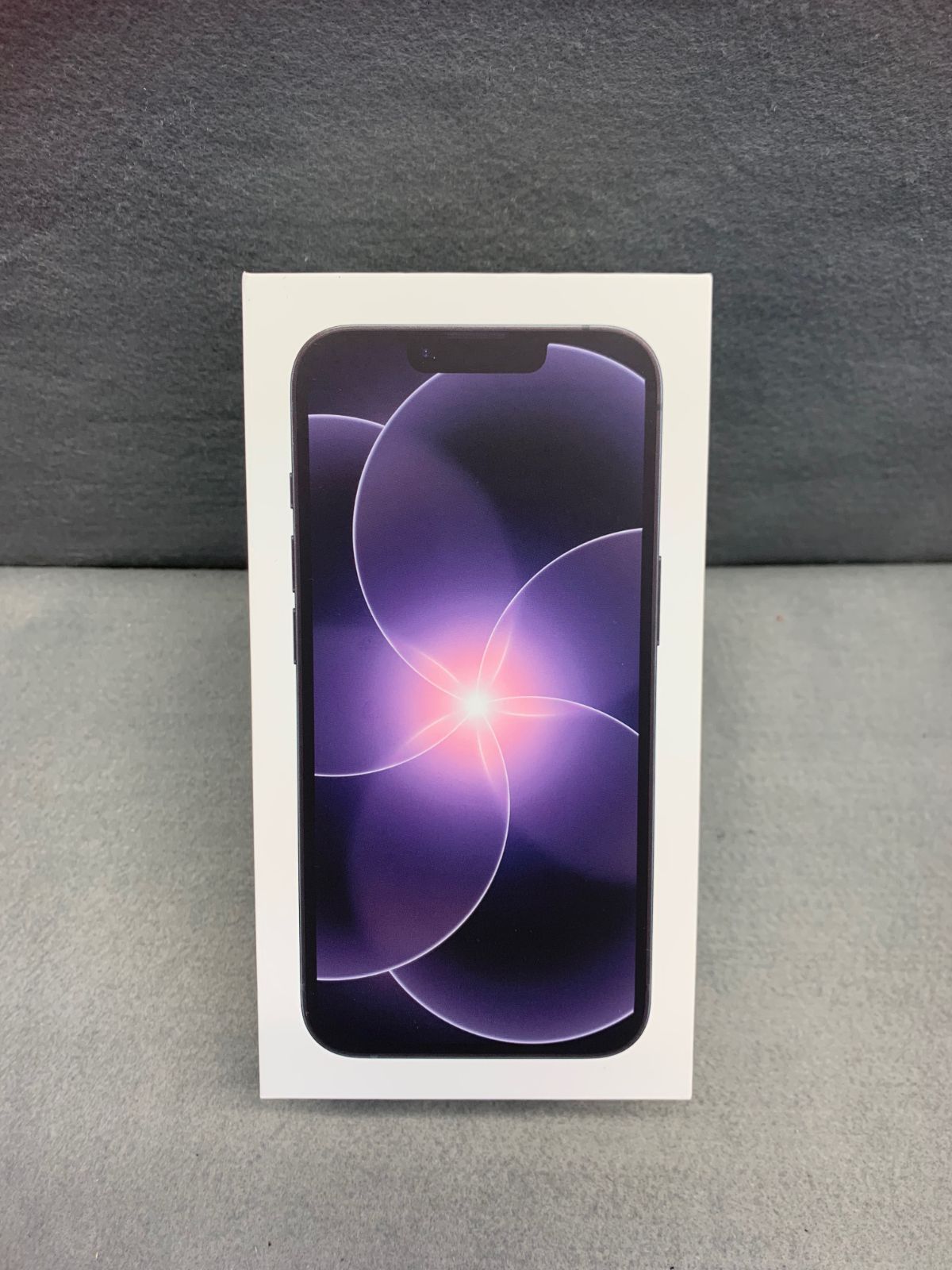 新品未開封　Appleストア版　SIMフリー　iPhone17e 256GB ブラック色