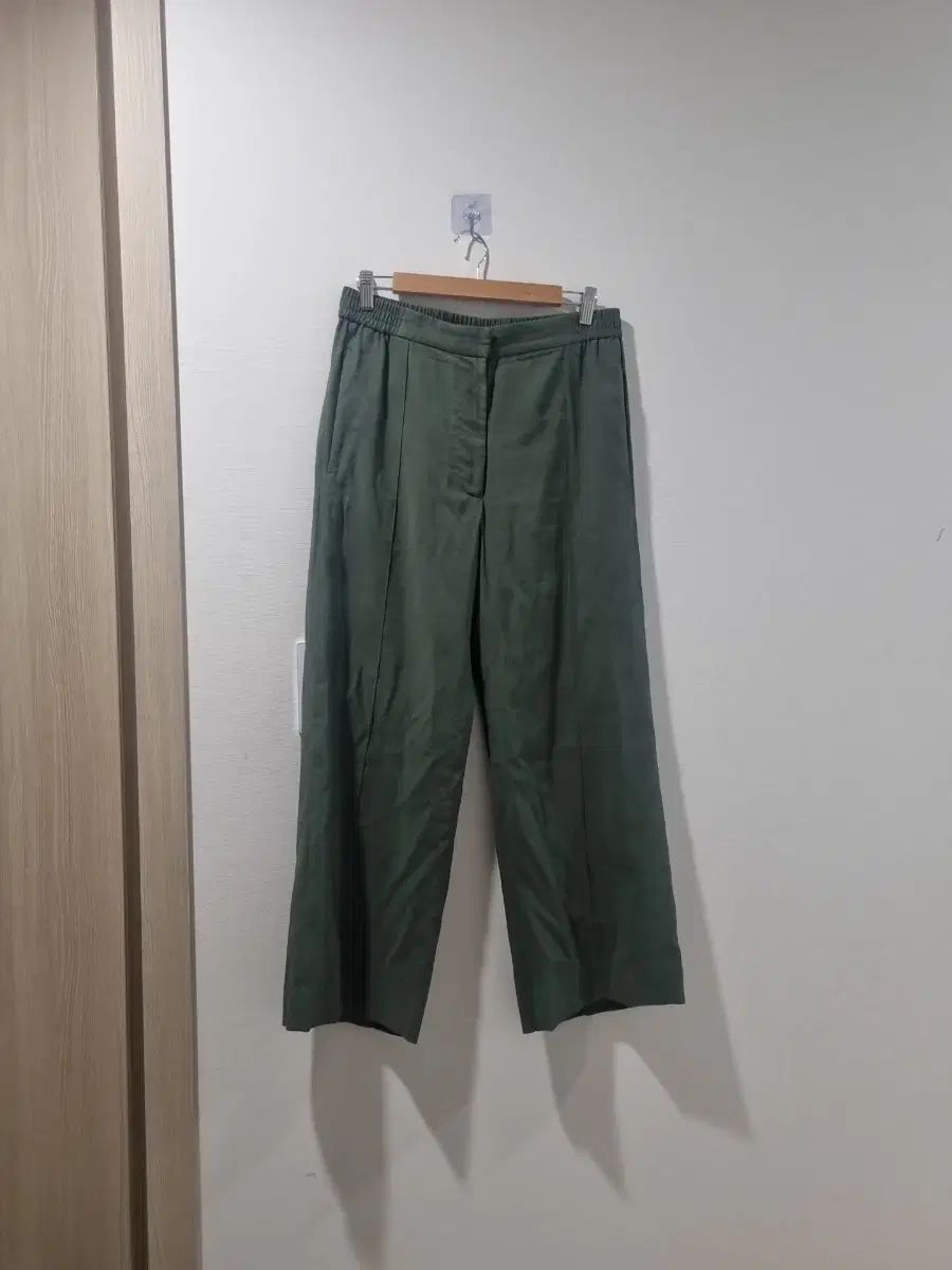 LYNN COS ワイド バンディング パンツ グリーン EUR 38