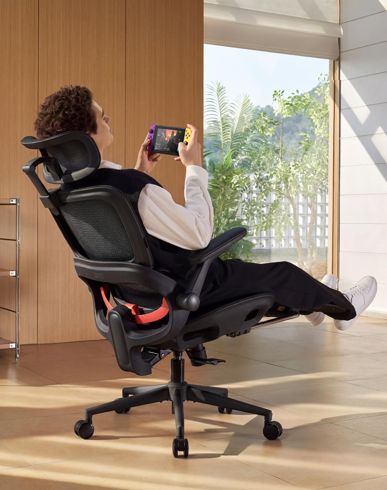 【2026新登場】SIHOO B100 PRO オフィスチェア デスクチェア フットレスト付き 独立式ランバーサポート 4Dアームレスト 133°リクライニング 3Dヘッドレスト メッシュ 人間工学 疲れにくい 通気性 在宅ワーク オフィス用（濃い黒）ｍａ