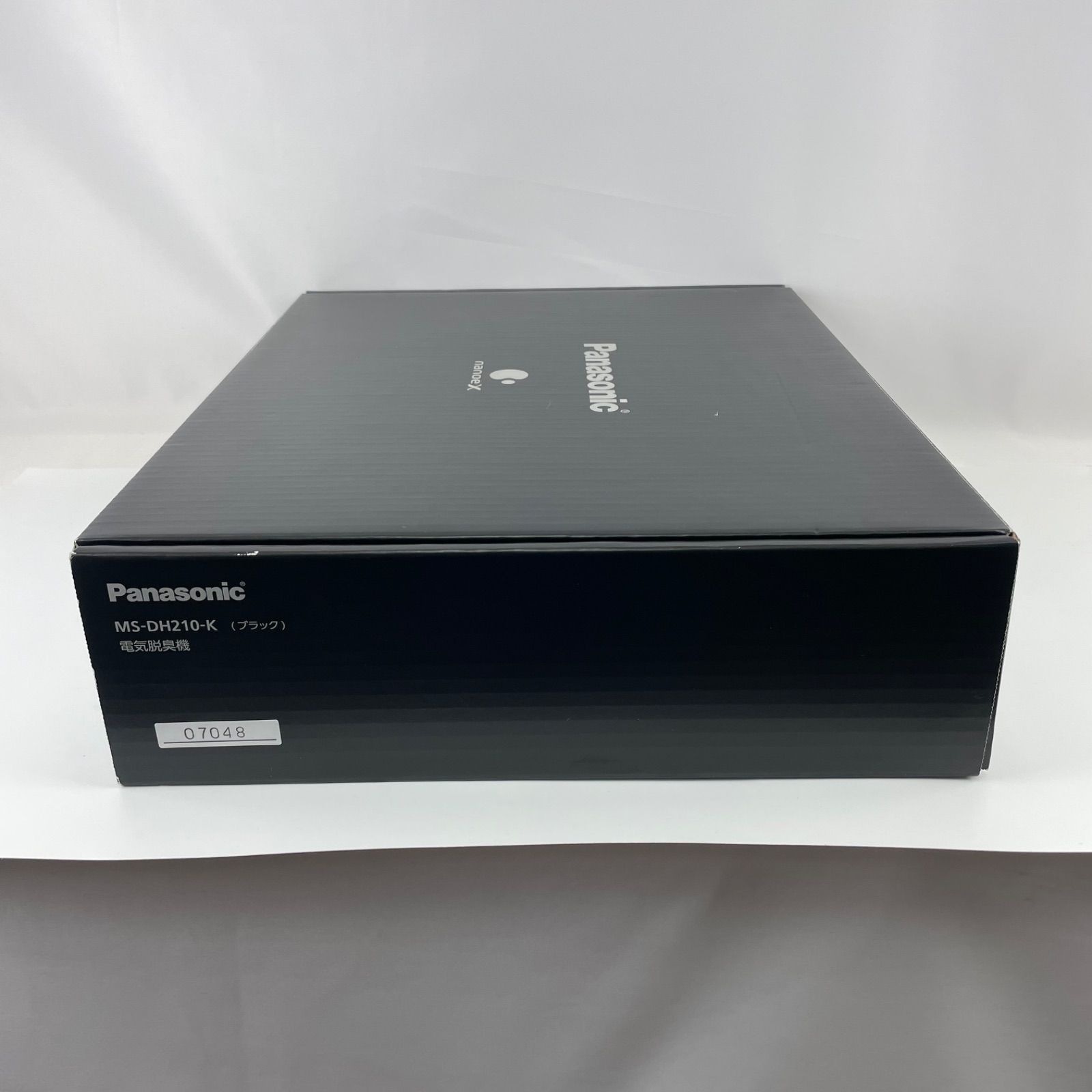 展示未使用品】パナソニック 脱臭ハンガー ナノイーX搭載 MS-DH210-K