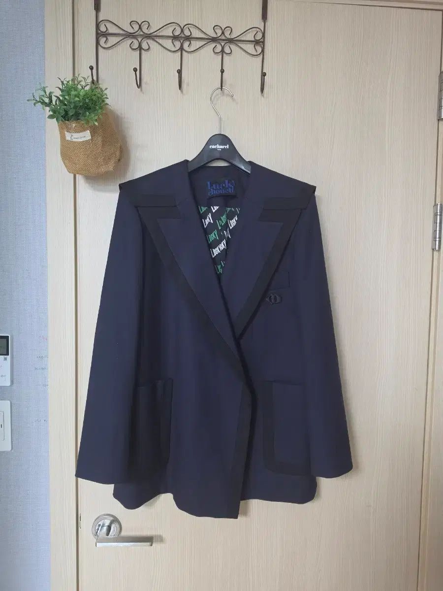 ラッキーシュエトゥ セーラー ジャケット