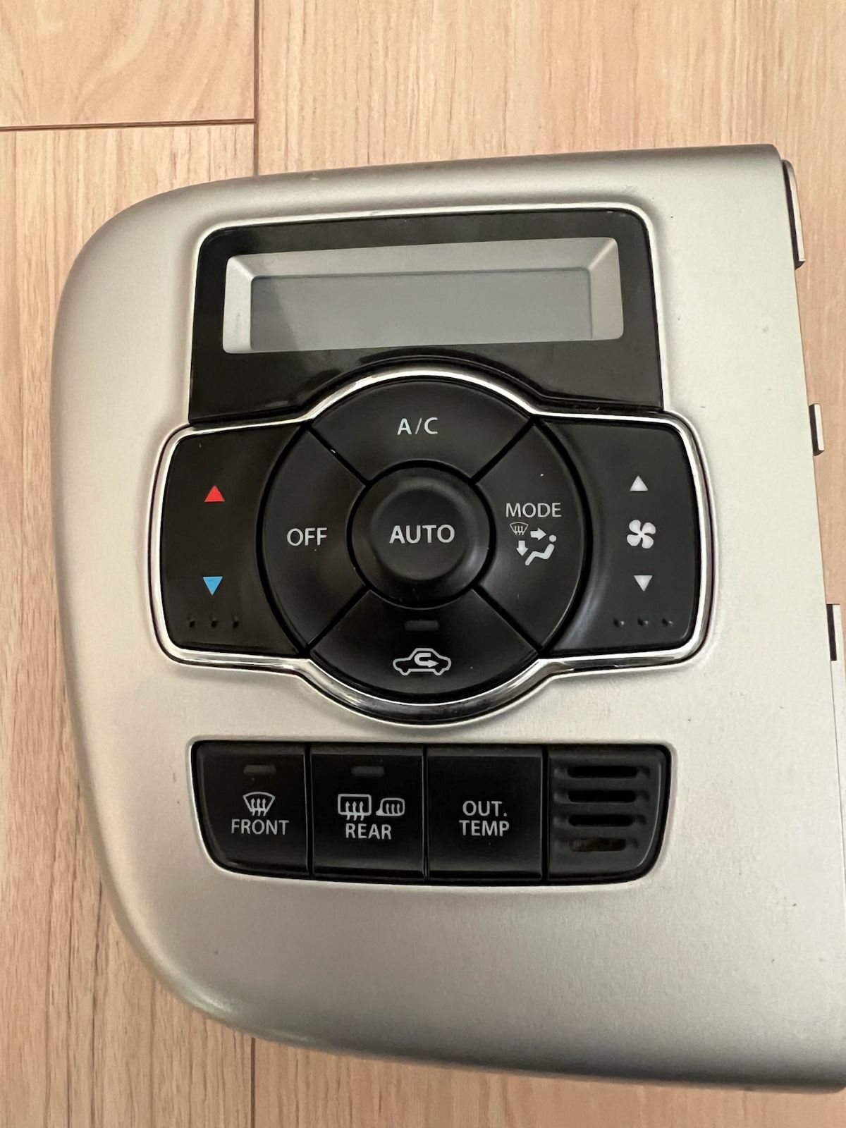 DA17W エブリィワゴン MA36S ソリオ エアコンスイッチ LED打ち替え品 6
