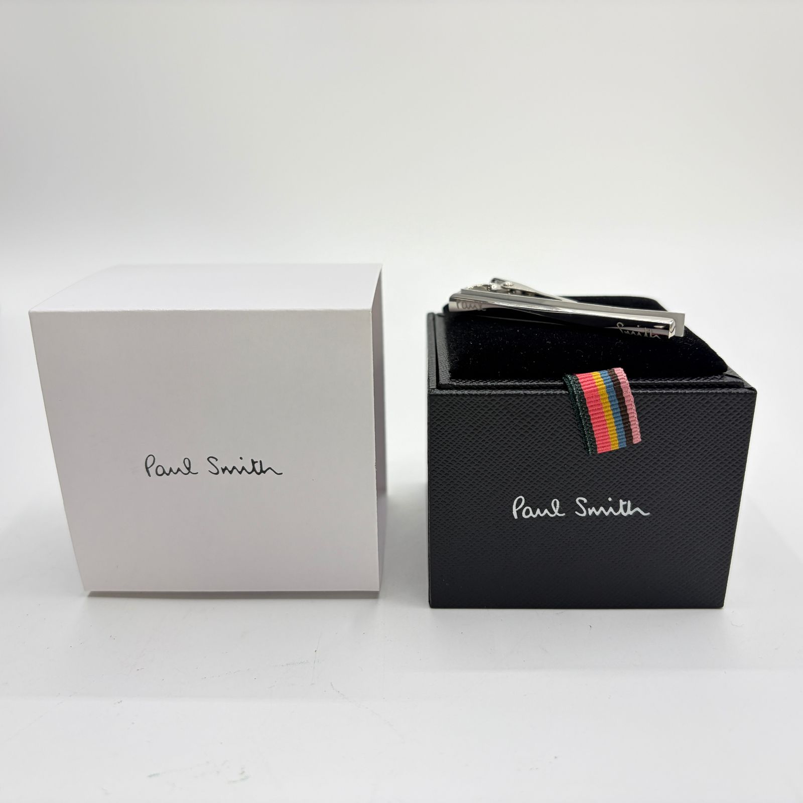 【未使用・箱付】 ポールスミス ネクタイピン ツイスト ロゴ シルバー タイバー シルバー Paul Smith