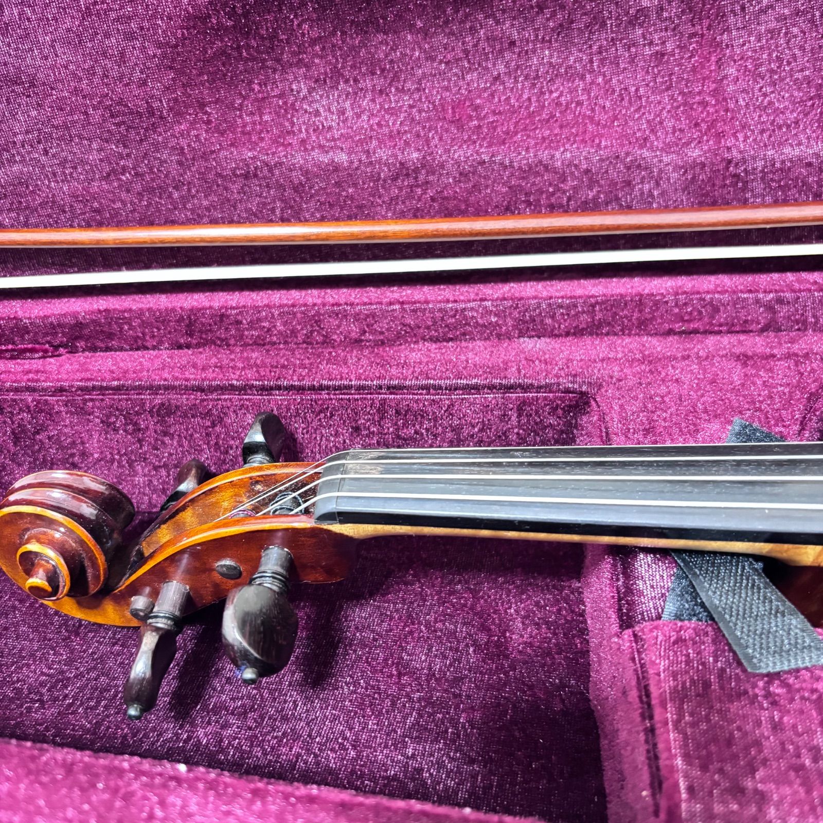 美品　Valente バレンテ　バイオリン　4/4弦 ケース付きVN-60 分数バイオリンセットValente／VN-60