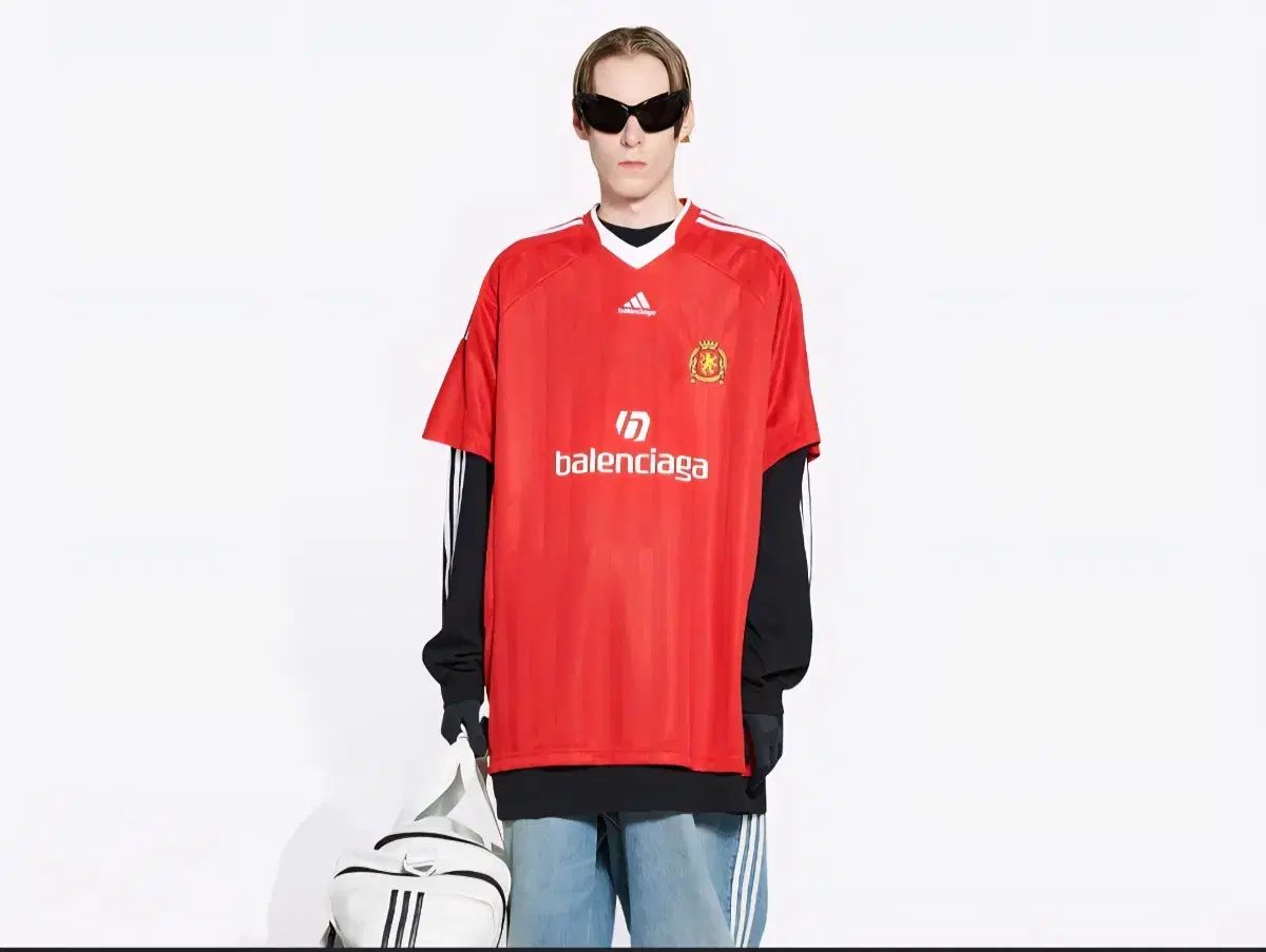 バレンシアガ adidas サッカー 半袖 Tシャツ レッド フットボール ロゴ スポーティー 3b スポーツ