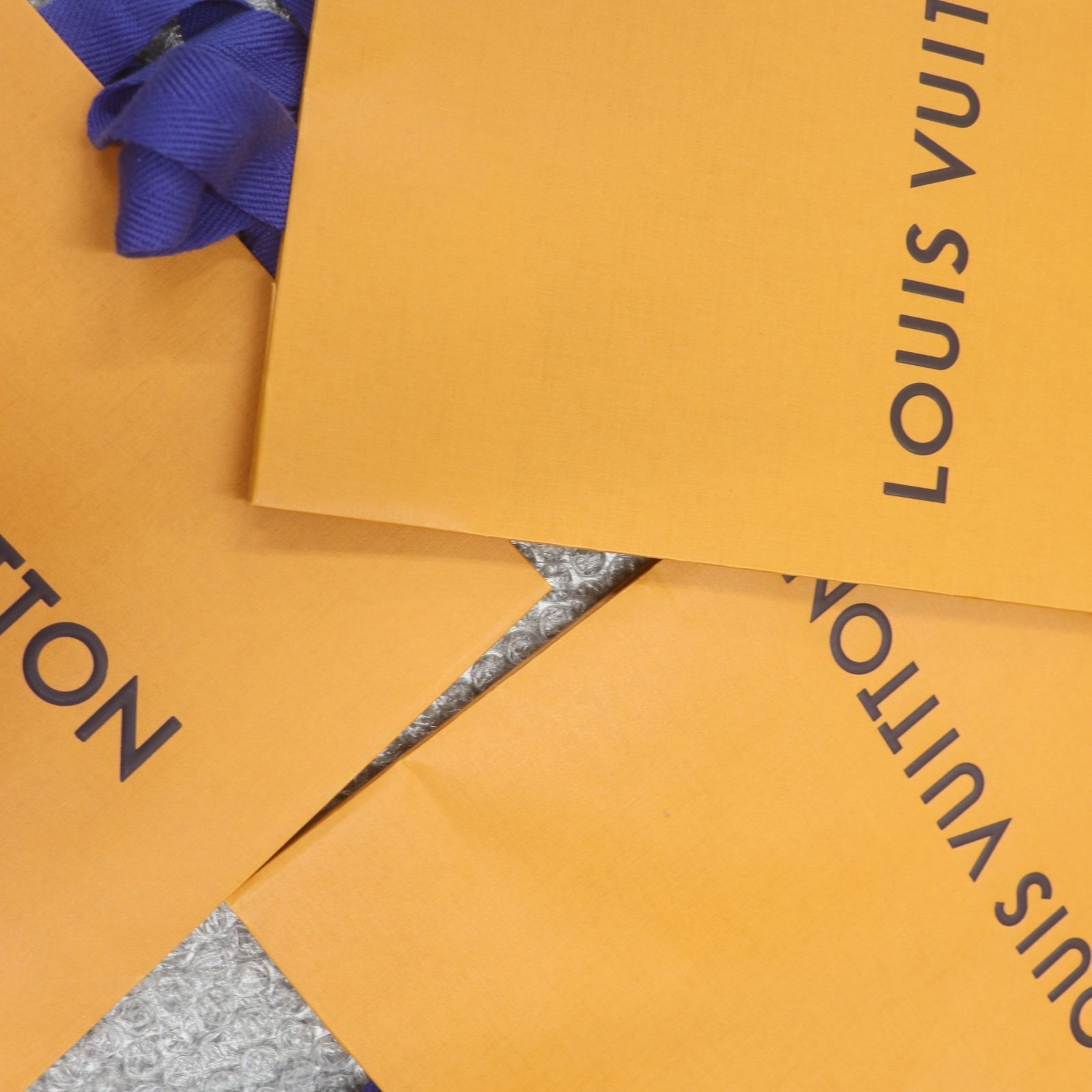 ITT45EDQLFAO LOUIS VUITTON ルイヴィトン BOX 空き箱 ショッパー 純正