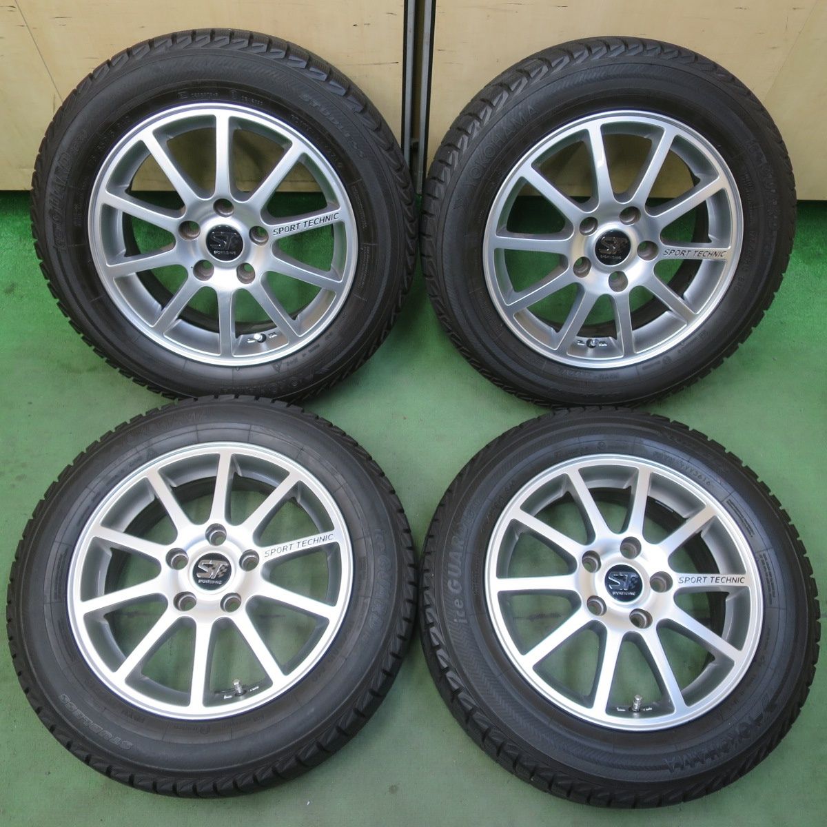 バリ溝！キレイ！9.5分★MINI ミニ クーパー 等 SPORT TECHNIC 175/65R15 スタッドレス ヨコハマ アイスガード iG30 スポーツテクニック 15インチ PCD112/5H★6042906イス