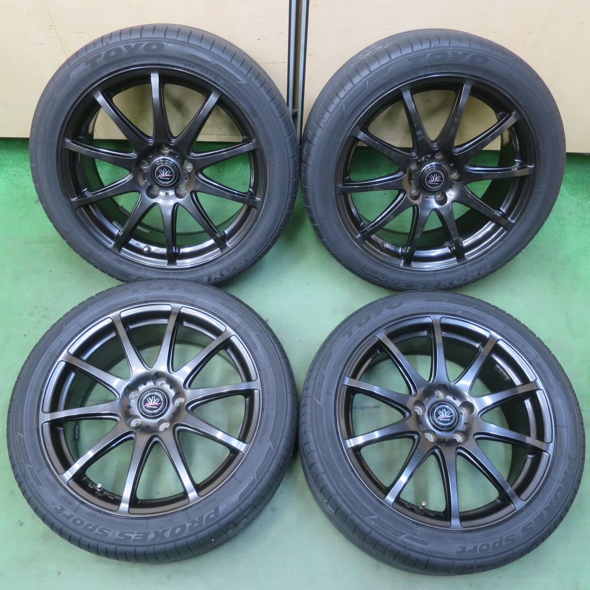 バリ溝！22年！キレイ！8.5分★LOXARNY SPORT 235/45R18 トーヨー プロクセス スポーツ ロクサーニ 18インチ PCD114.3/5H★6043005イノ