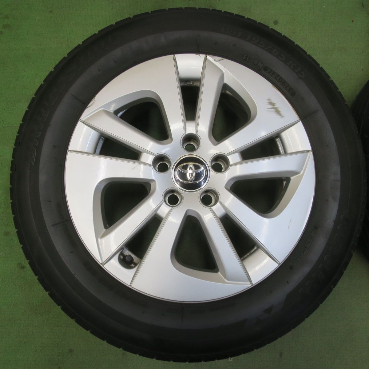 4本価格☆トヨタ 50系 プリウス 純正 195/65R15 ブリヂストン ネクスト 
