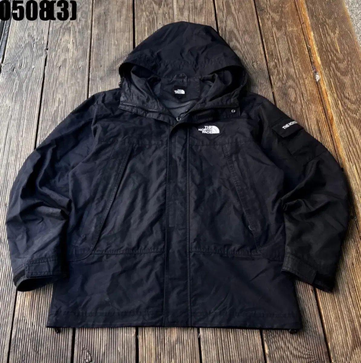 THE NORTH FACE ザノースフェイス ブラック フード ウィンドブレーカー ジャケット 95 0508
