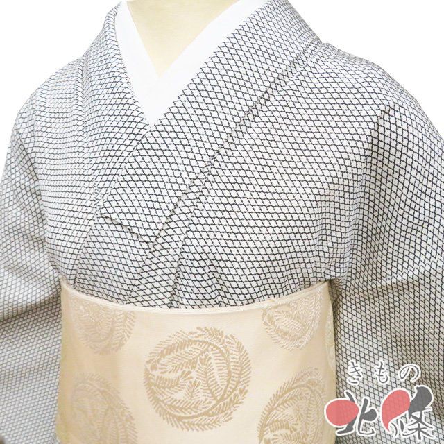 特選 小紋 着物 中古 正絹 単衣 カジュアル 松皮菱模様 反端付き 白色 黒色 身丈153.5cm 裄63.5cm SA きもの北條 A1357-3