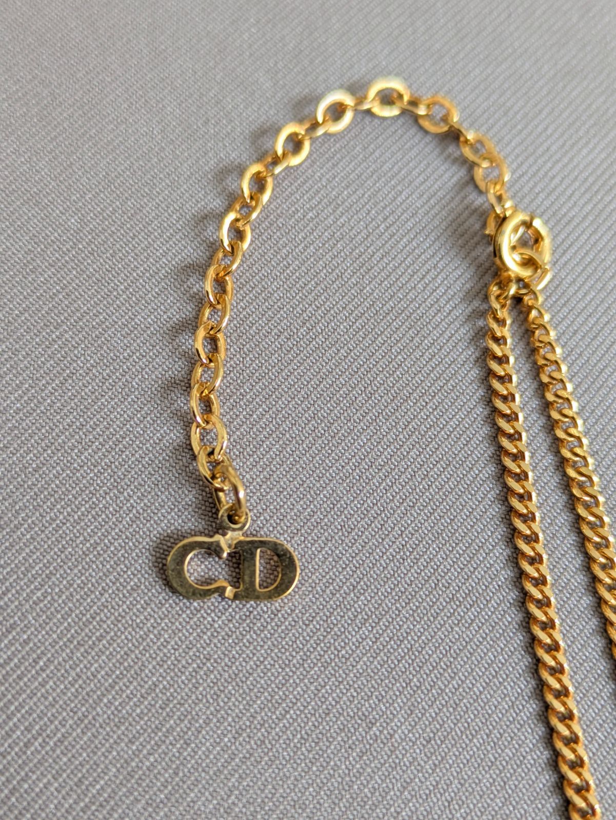 美品】Christian Dior CDロゴ ネックレス ゴールド ラインストーン
