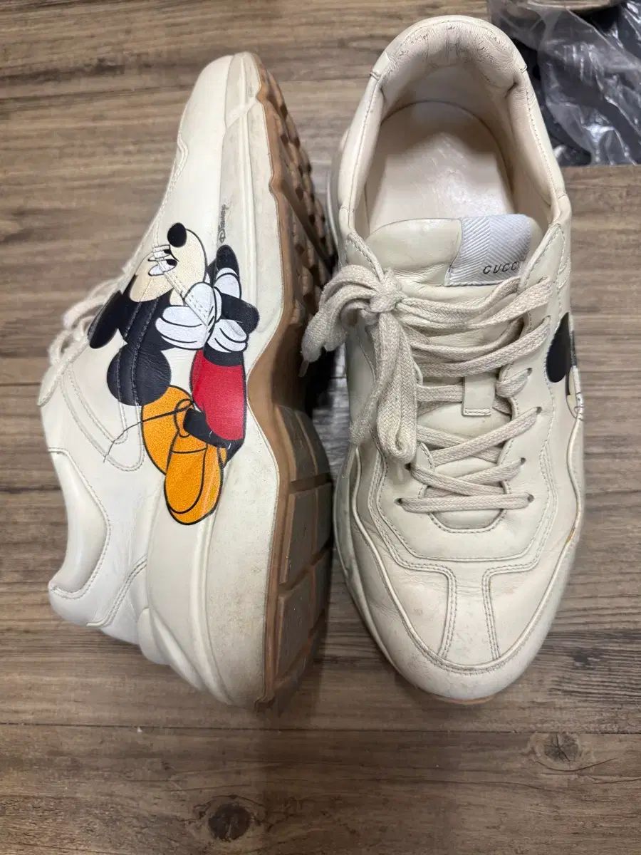 グッチライトン サイズ7